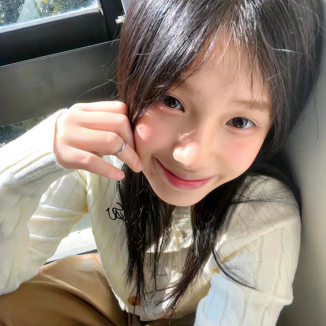 赤裸的公务员